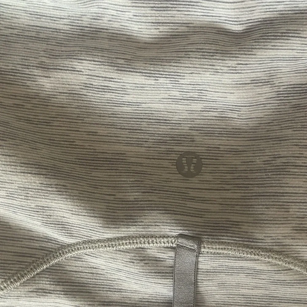 Lululemon zip jacket - Picture 5 of 8